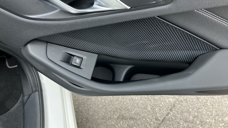 BMW 2 Series 218i [136] Sport 4dr DCT [Live Cockpit Prof] Petrol Saloon